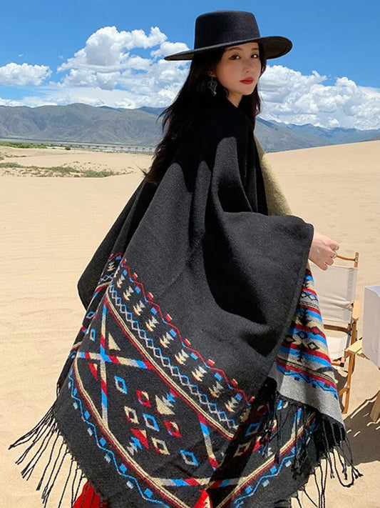 Fransen Poncho Hippie