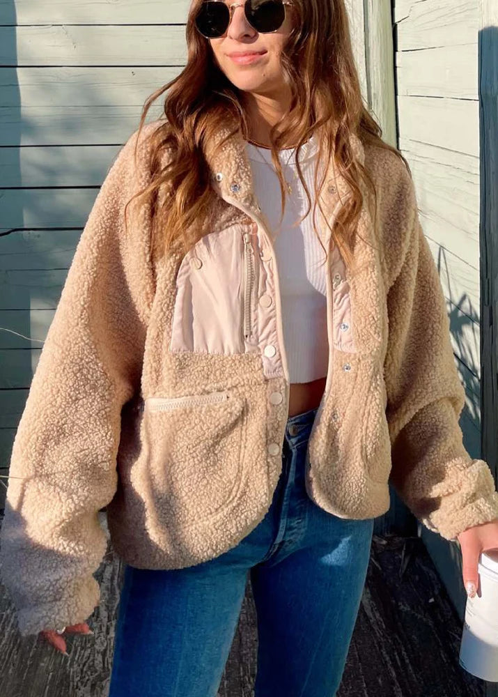 hippie-mantel-lammfell-bestickt